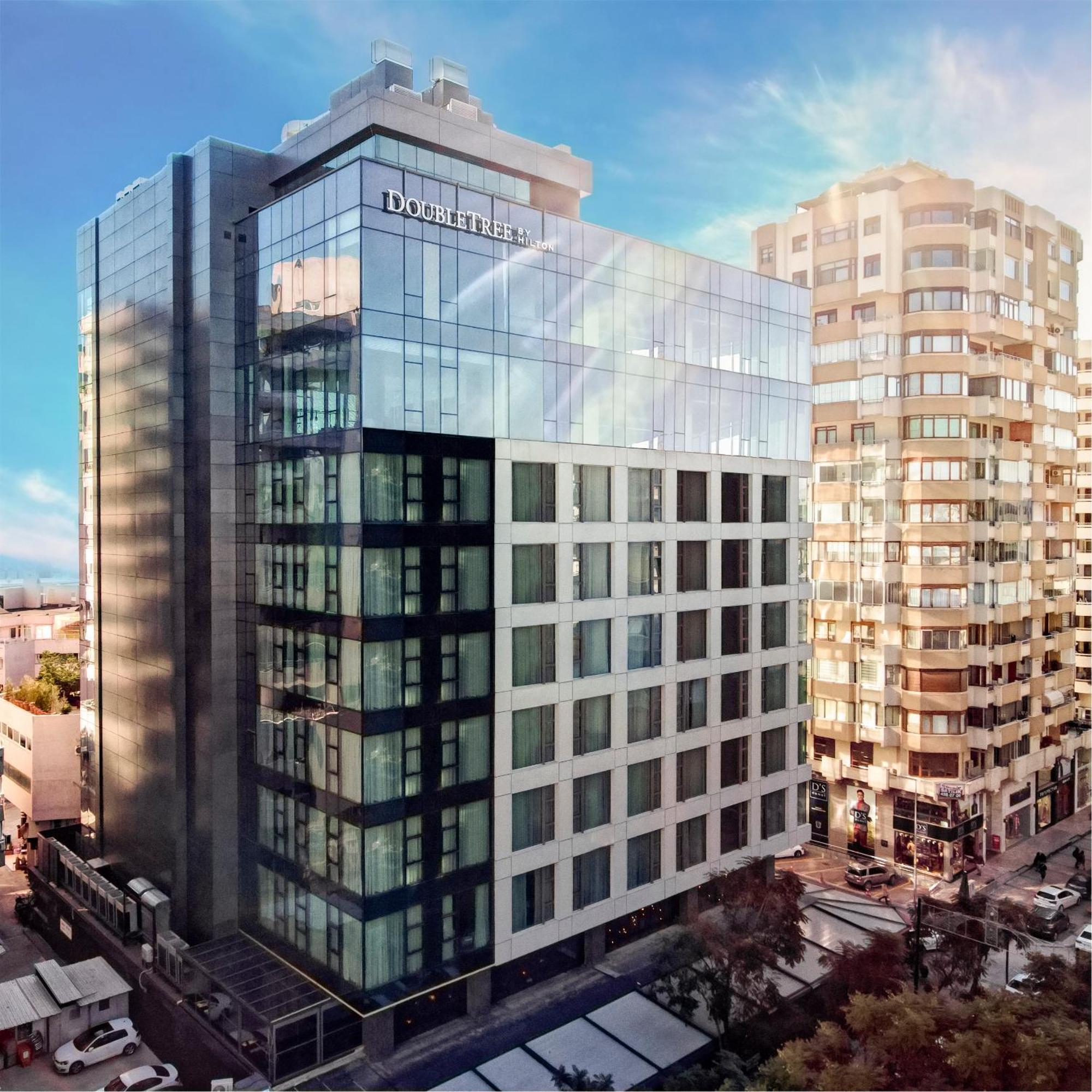 Hotel Doubletree By Hilton Adana Esterno foto